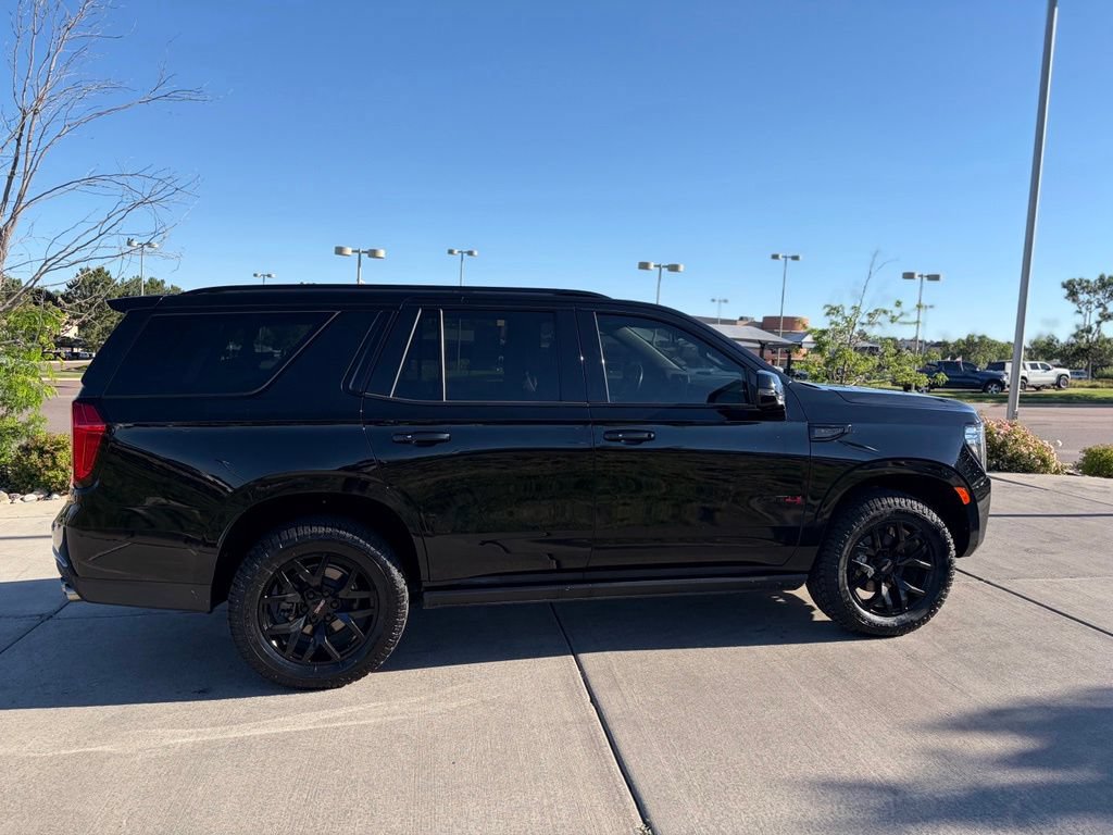 Used 2022 GMC Yukon AT4 AWD/4WD image 12
