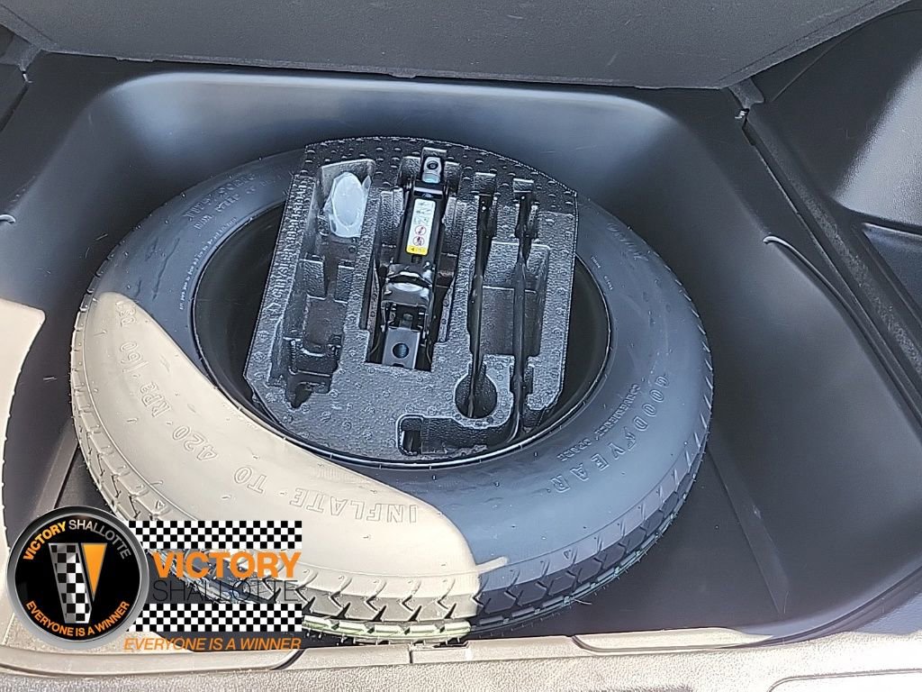 Certified 2022 Jeep Grand Cherokee Laredo X image 22