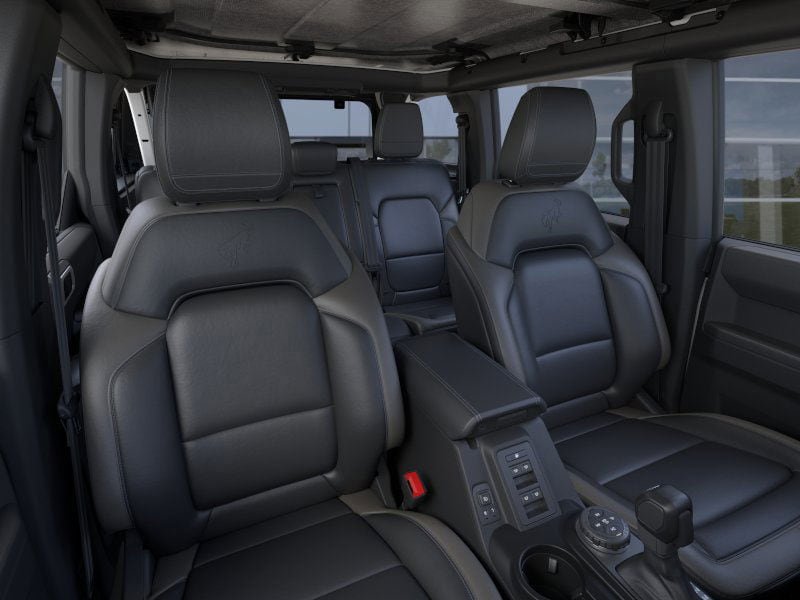 New 2025 Ford Bronco Outer Banks w/ Sasquatch Package AWD/4WD image 10