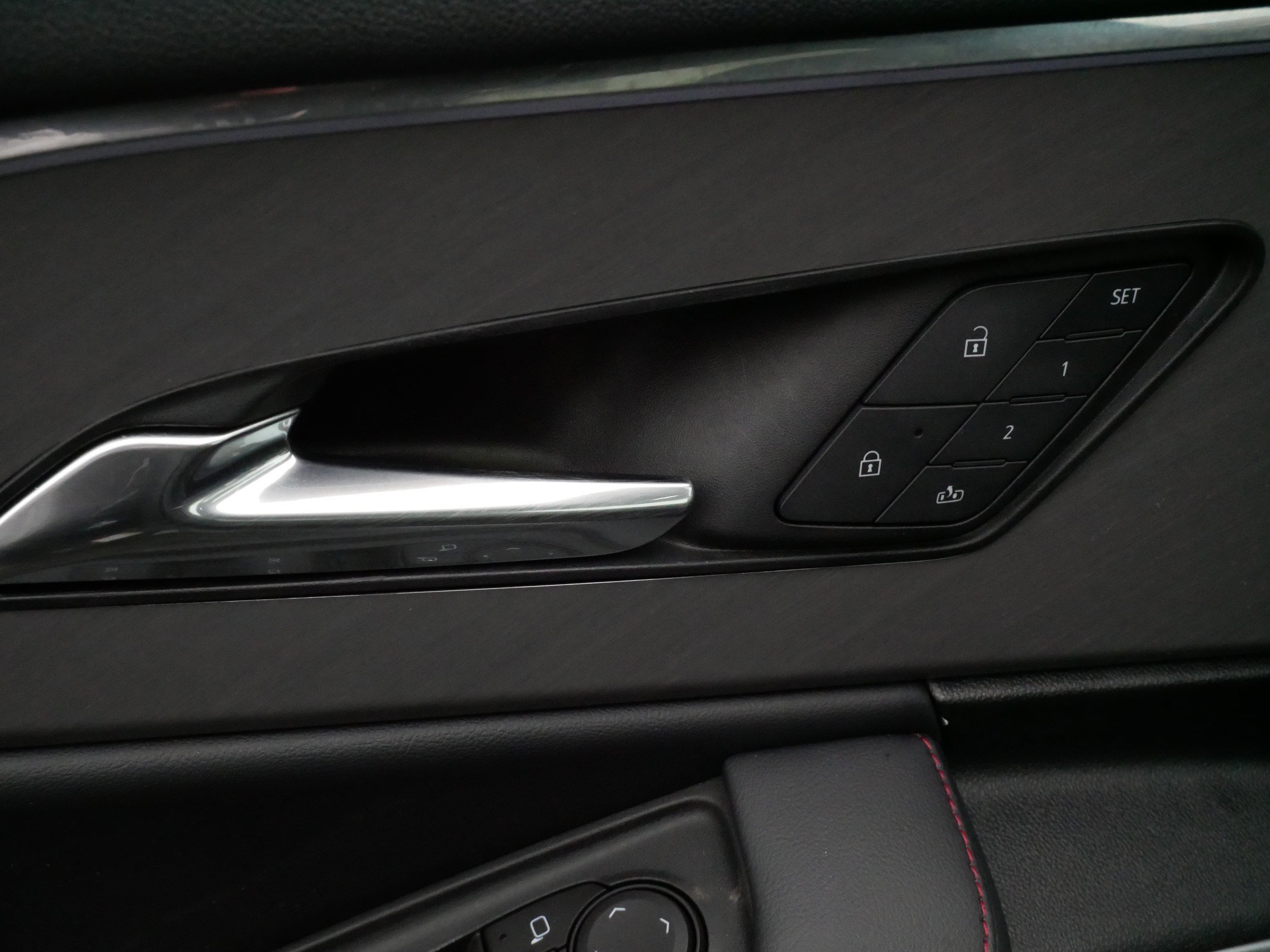 Used 2024 Acura ZDX A-Spec image 19