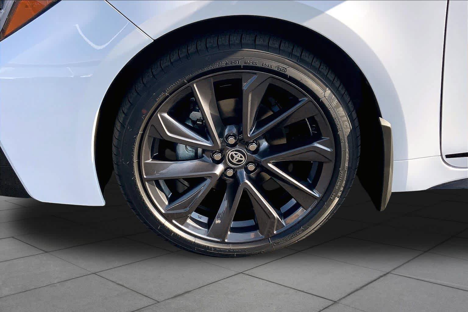 New 2026 Toyota Corolla SE FWD image 11