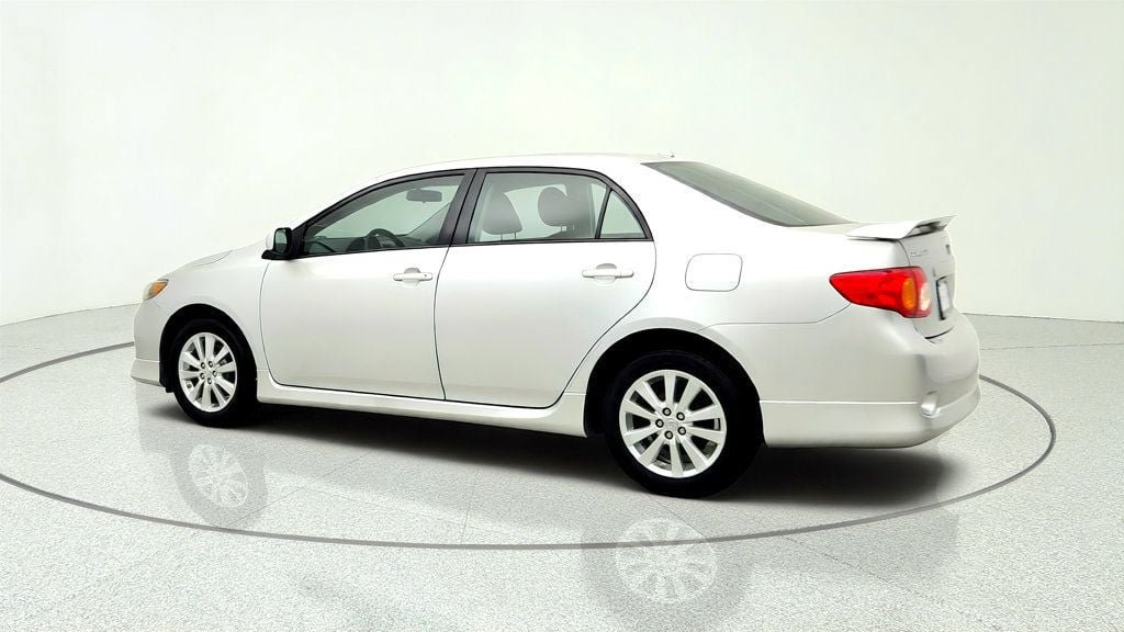 Used 2010 Toyota Corolla S FWD image 7