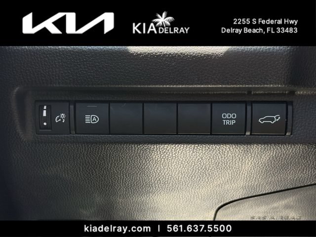 Used 2023 Toyota RAV4 Limited FWD image 28