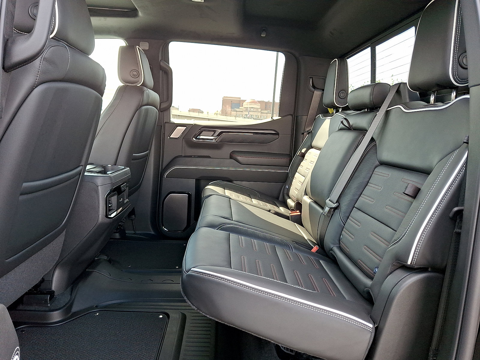 New 2026 GMC Sierra 1500 AT4X image 5