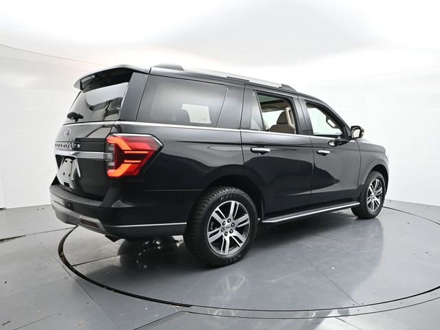 Used 2022 Ford Expedition Limited image 9