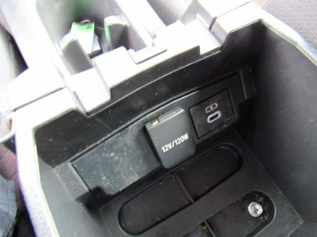 Used 2024 Toyota Corolla Cross AWD Hybrid image 34