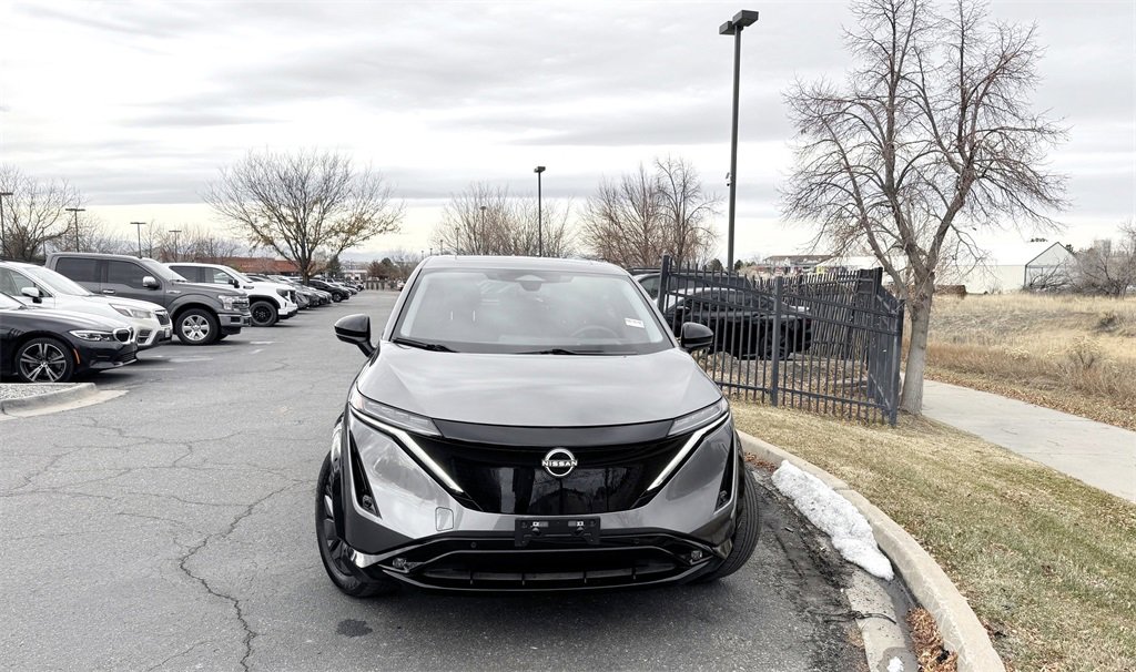Used 2023 Nissan Ariya AWD image 3