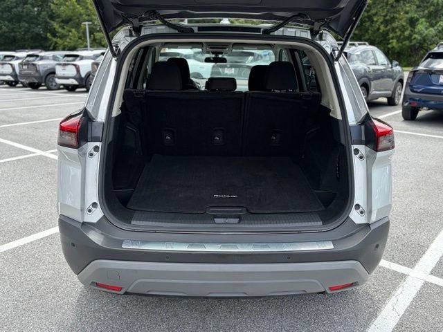 Used 2023 Nissan Rogue SV AWD/4WD image 7