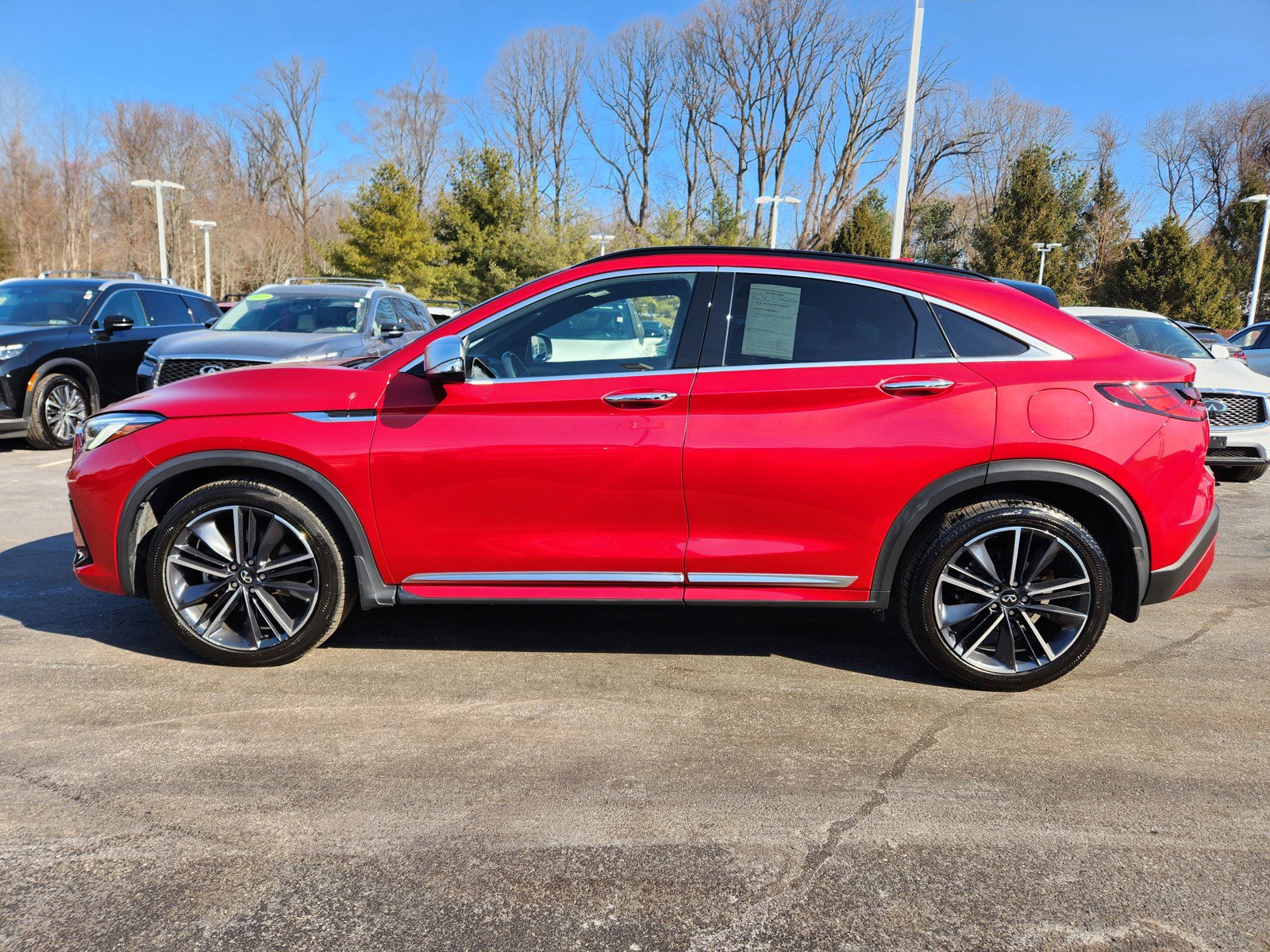 Used 2023 INFINITI QX55 Essential w/ Accent Package image 5