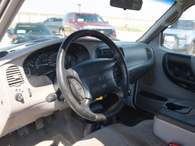 Used 2000 MAZDA B-Series Pickup 4x4 Cab Plus B4000 image 15