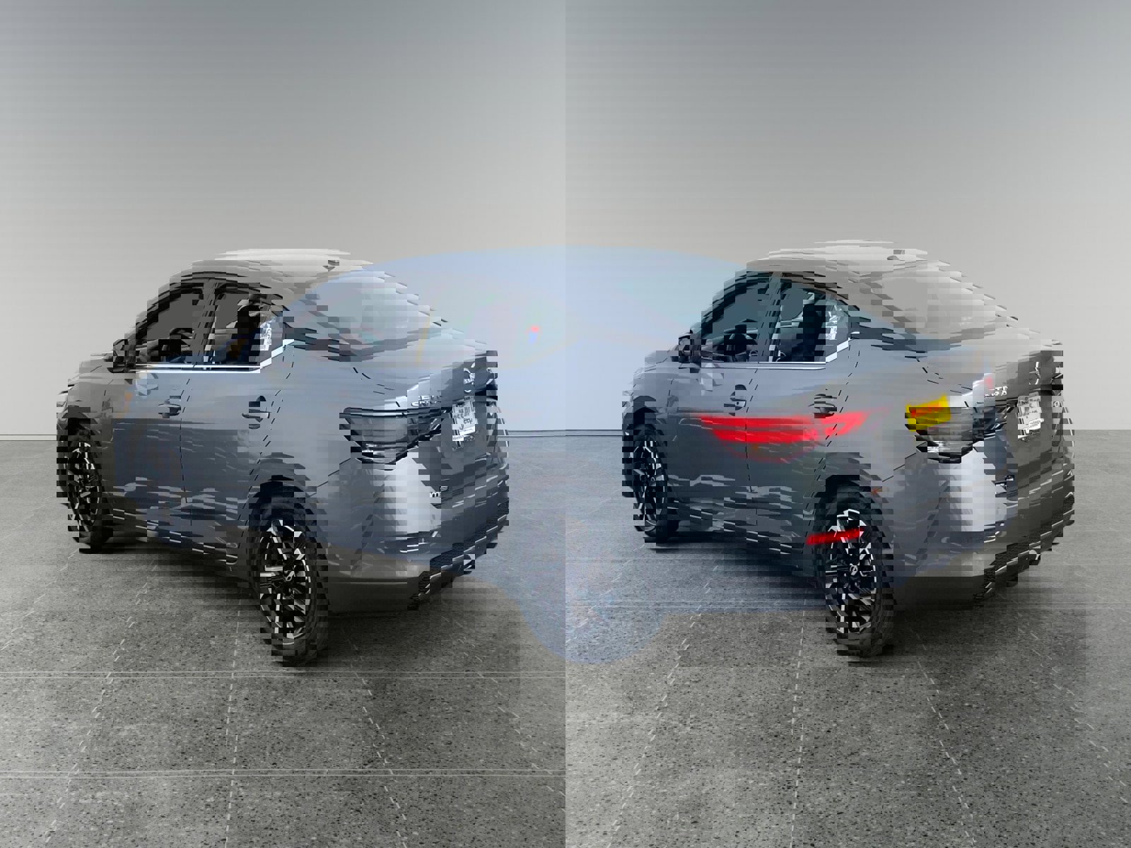 Used 2024 Nissan Sentra SV image 3