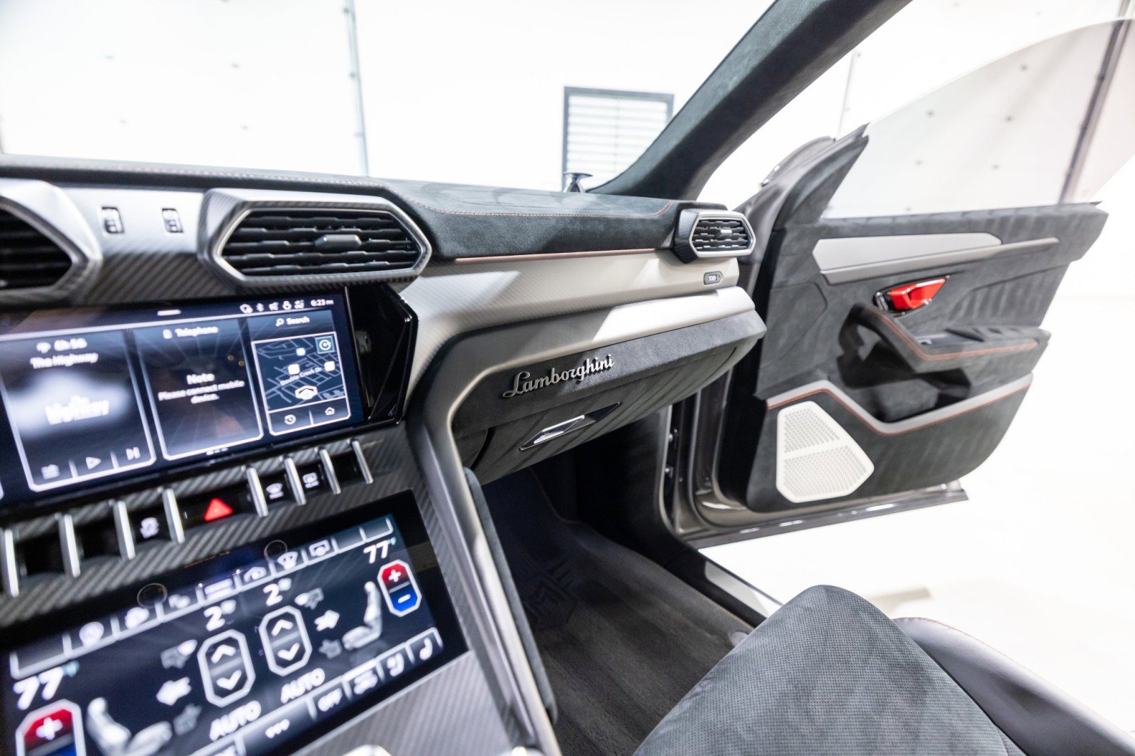 Used 2023 Lamborghini Urus Performante image 52