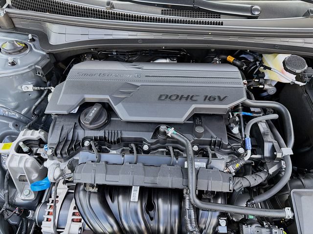 New 2026 Hyundai Elantra SE FWD image 29