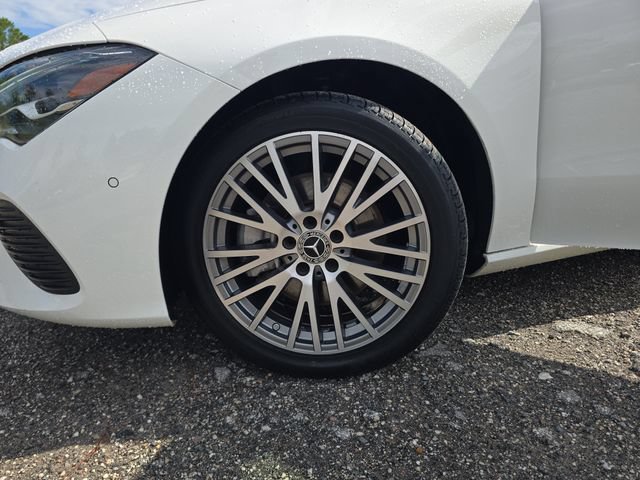 Used 2025 Mercedes-Benz CLA 250 image 26