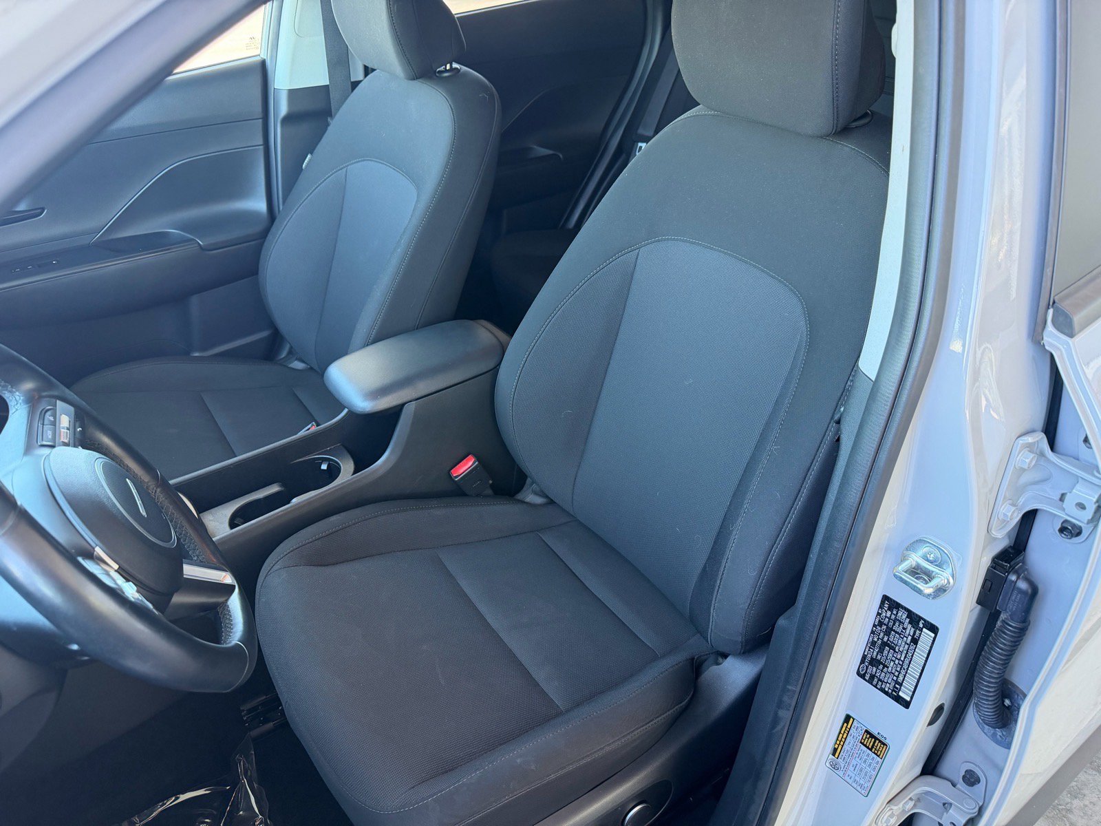 Used 2024 Hyundai Kona SEL AWD/4WD image 27