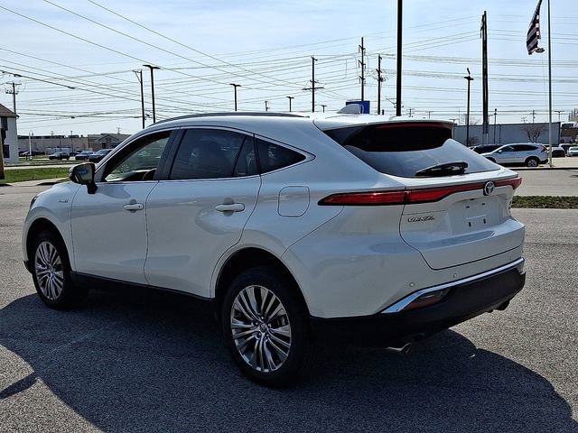Used 2021 Toyota Venza XLE w/ Softex Package AWD/4WD image 8