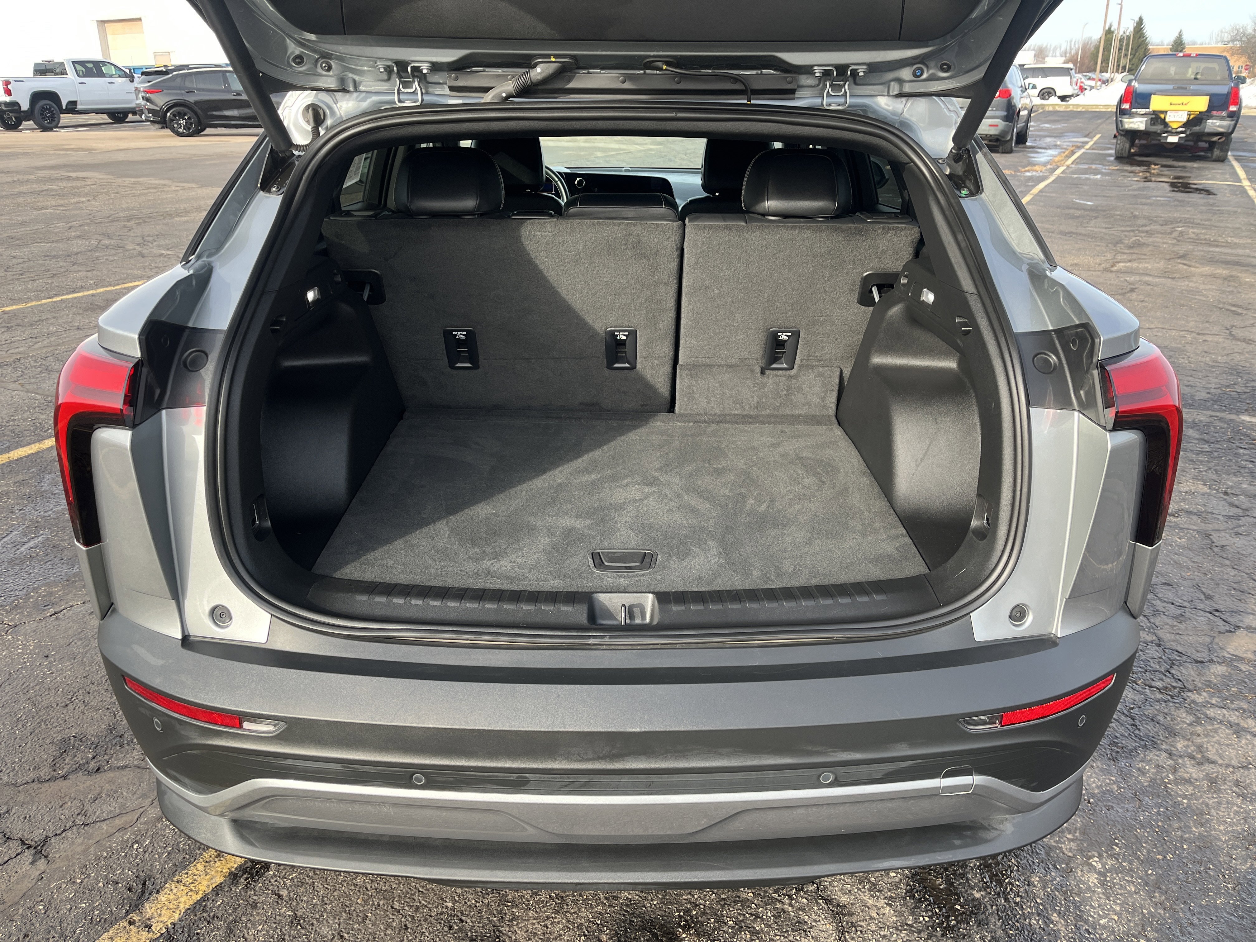 Used 2024 Chevrolet Blazer EV LT image 18