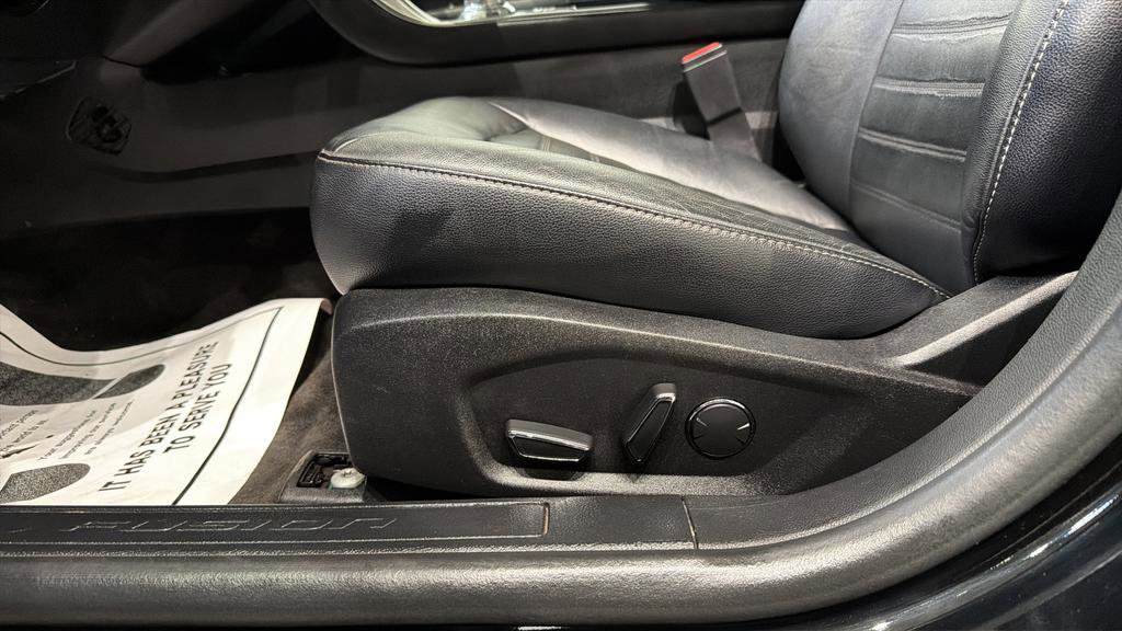 Used 2018 Ford Fusion SE w/ Fusion SE Technology Package image 20