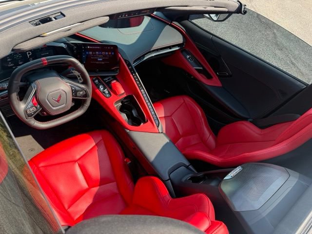 Used 2025 Chevrolet Corvette Stingray Preferred Conv w/ Stealth Interior Trim Package RWD image 11
