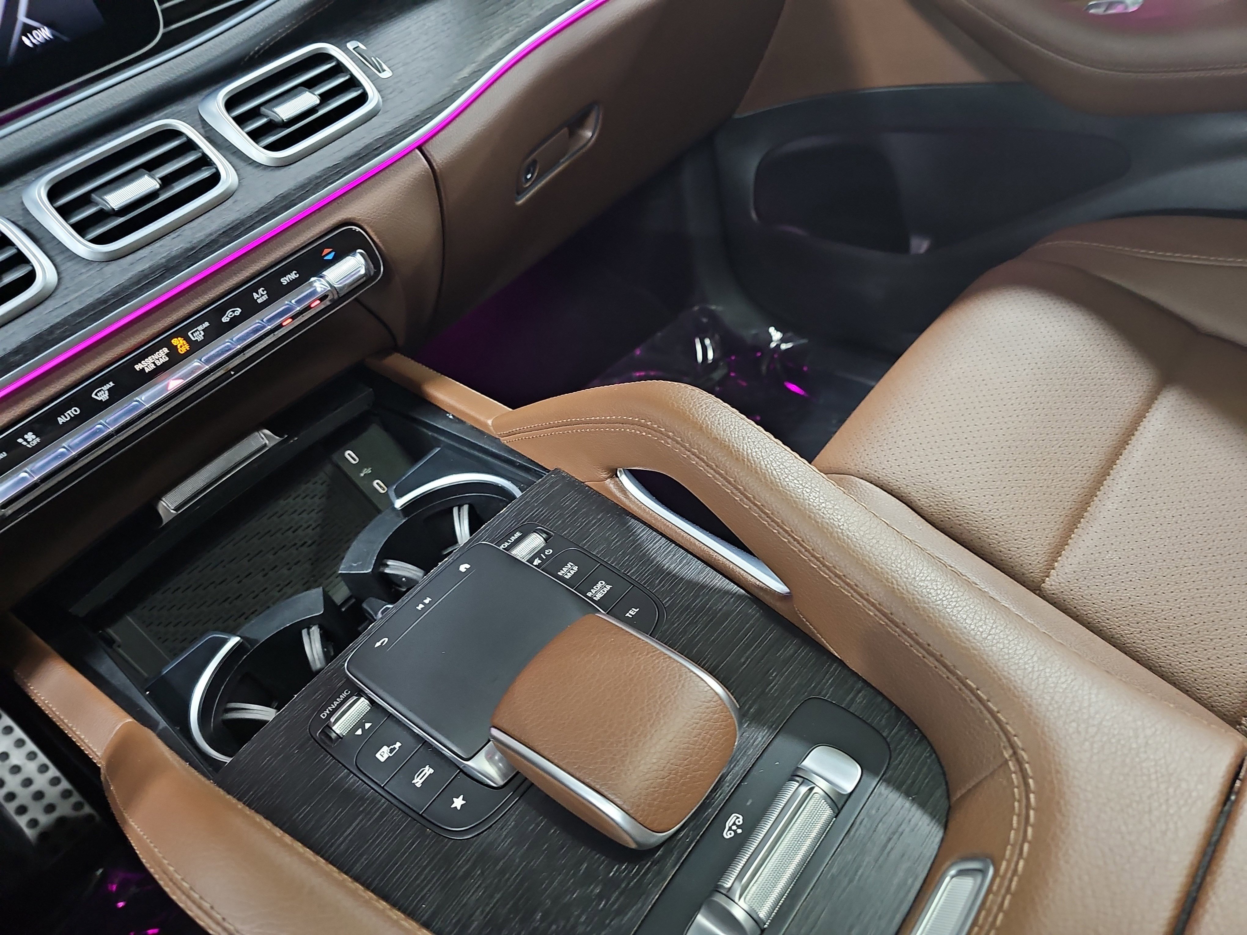 Used 2024 Mercedes-Benz GLS 450 4MATIC image 28