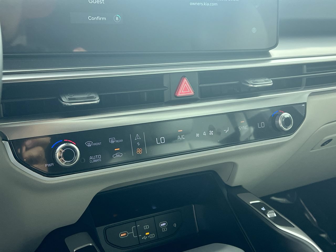 New 2026 Kia Sorento EX w/ EX Premium Package FWD image 19
