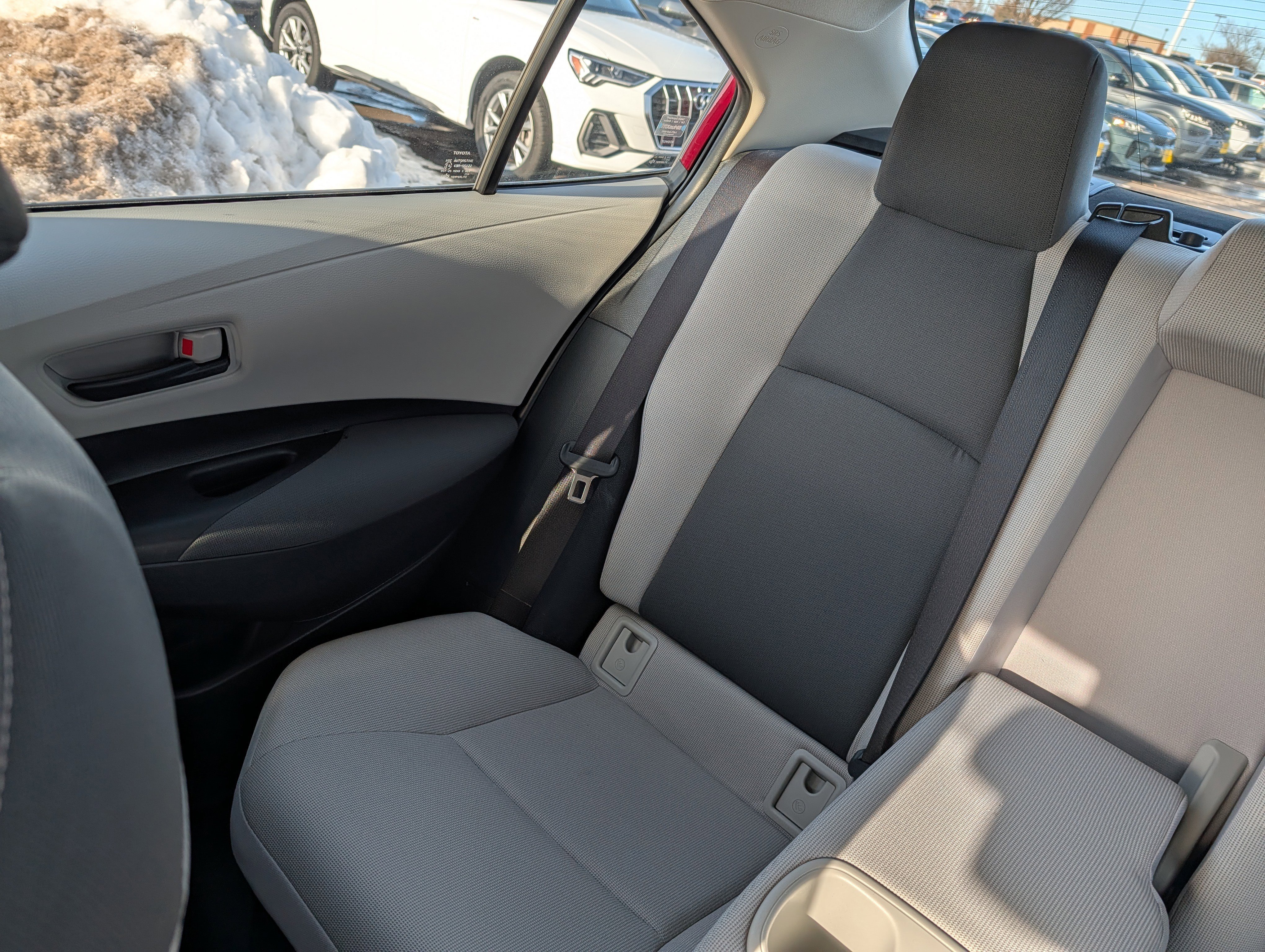 Used 2022 Toyota Corolla LE image 12