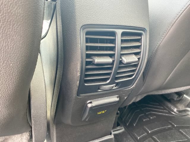Used 2013 Ford Escape Titanium w/ Parking Technology Pkg AWD/4WD image 21