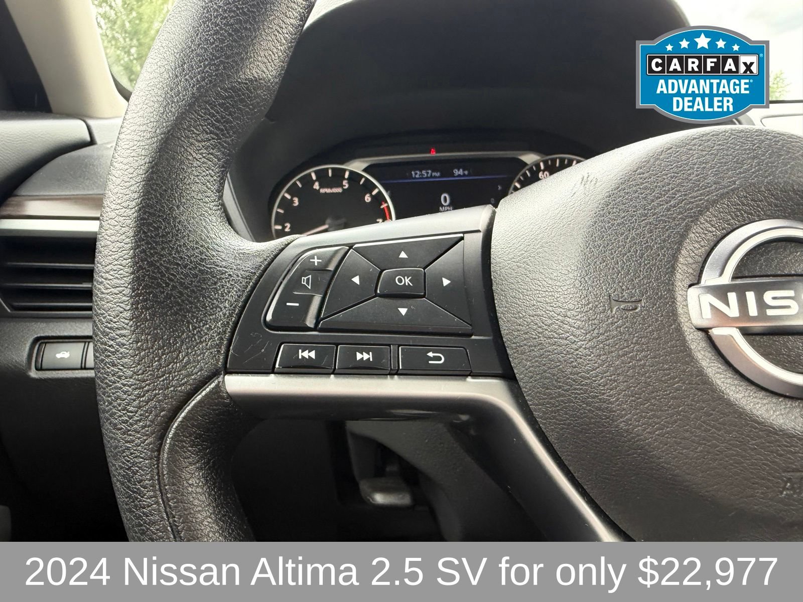 Used 2024 Nissan Altima 2.5 SV AWD/4WD image 14