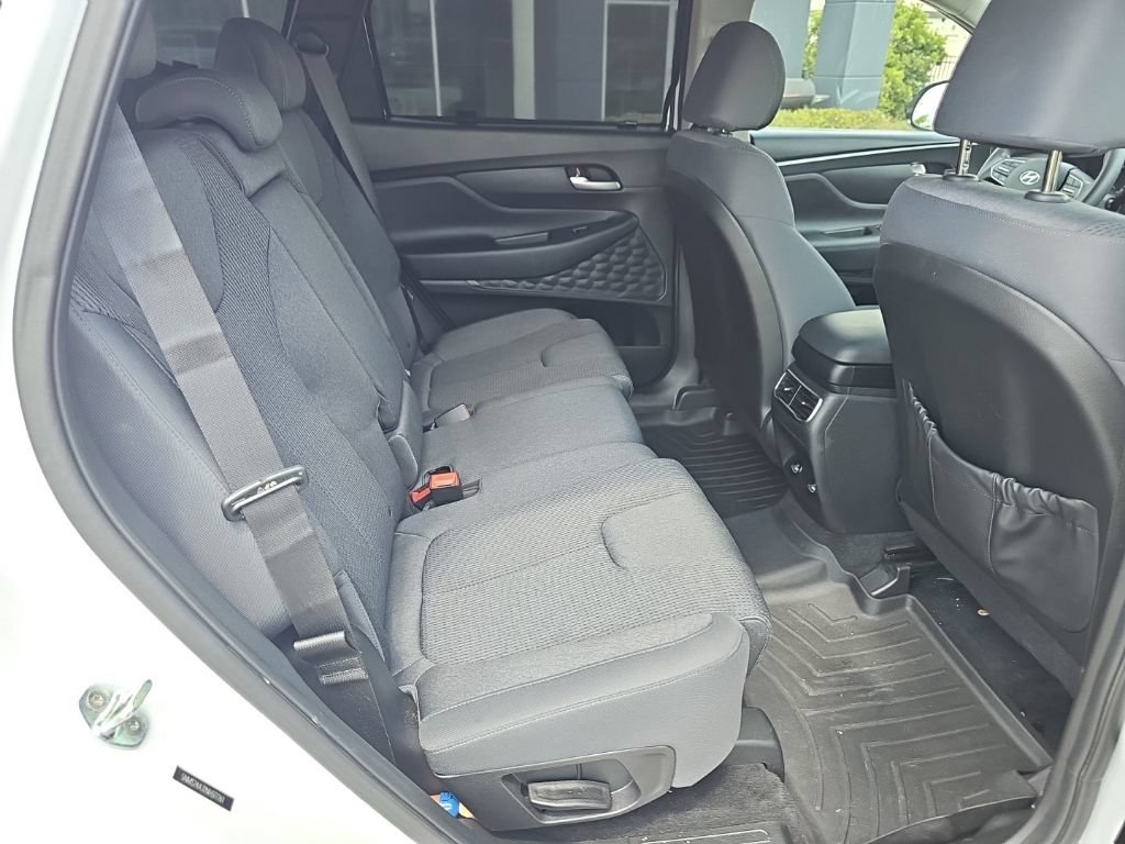 Used 2022 Hyundai Santa Fe SEL FWD image 19