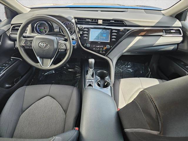 Used 2020 Toyota Camry LE FWD image 17