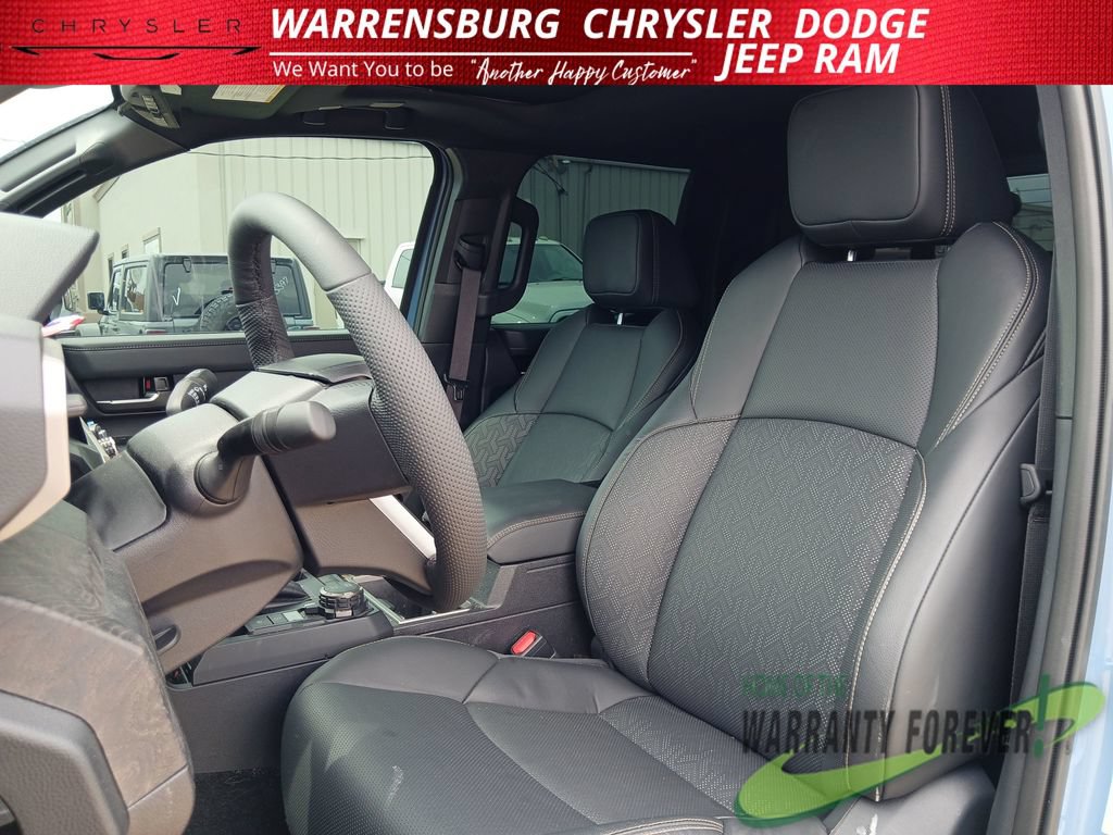 Used 2026 Toyota Tacoma Limited AWD/4WD image 13