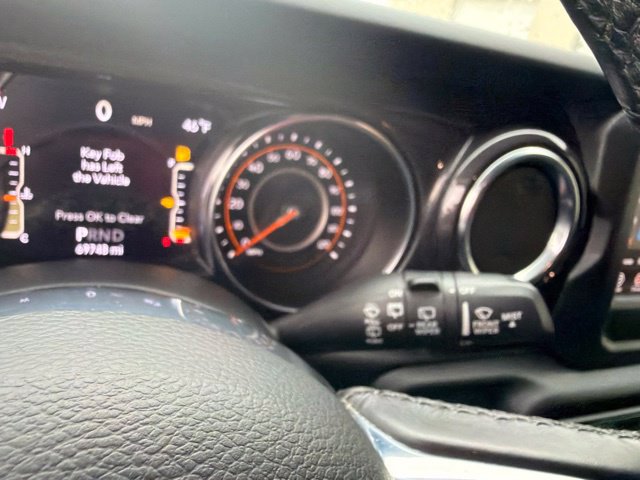 Used 2021 Jeep Wrangler Unlimited Sahara AWD/4WD image 31