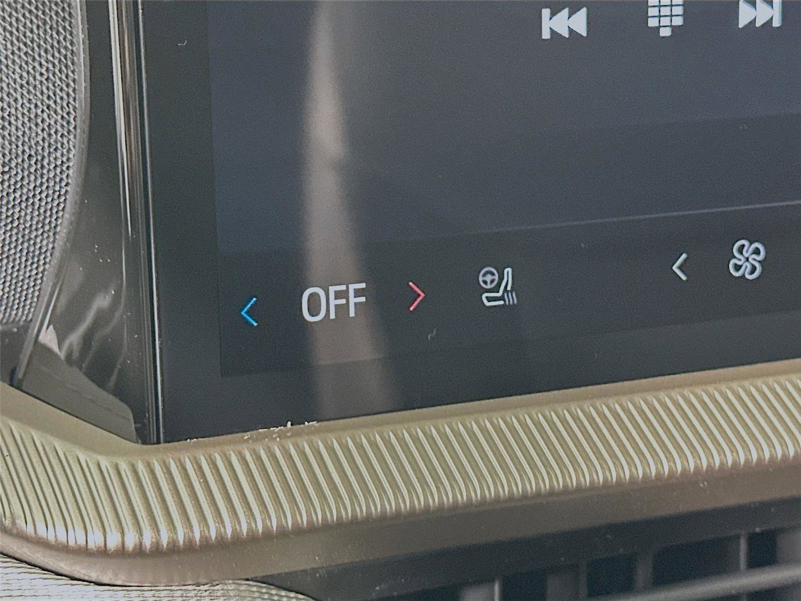 New 2026 Ford Explorer Active w/ Active Comfort Package image 22