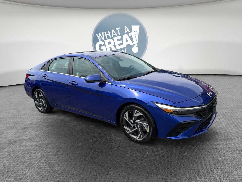 Used 2024 Hyundai Elantra Limited FWD image 1