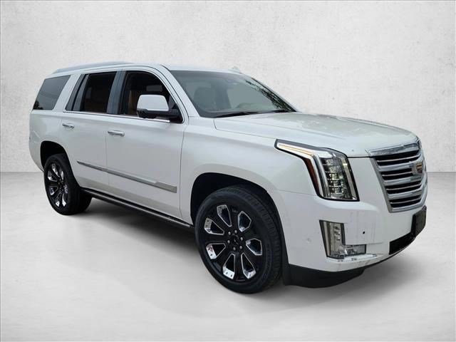 Used 2017 Cadillac Escalade Platinum image 4