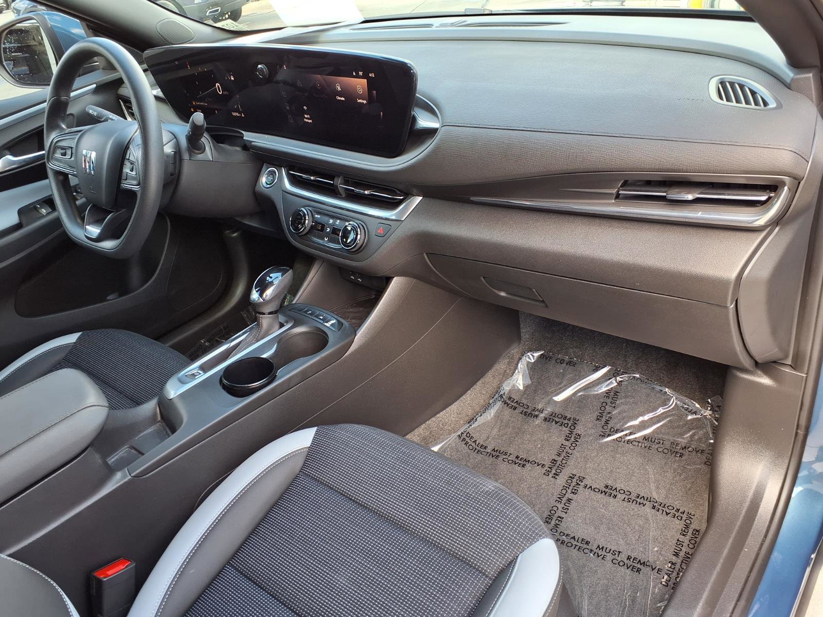 Used 2024 Buick Envista Preferred image 8