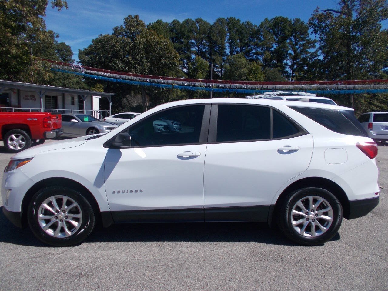 Used 2020 Chevrolet Equinox LS FWD image 20