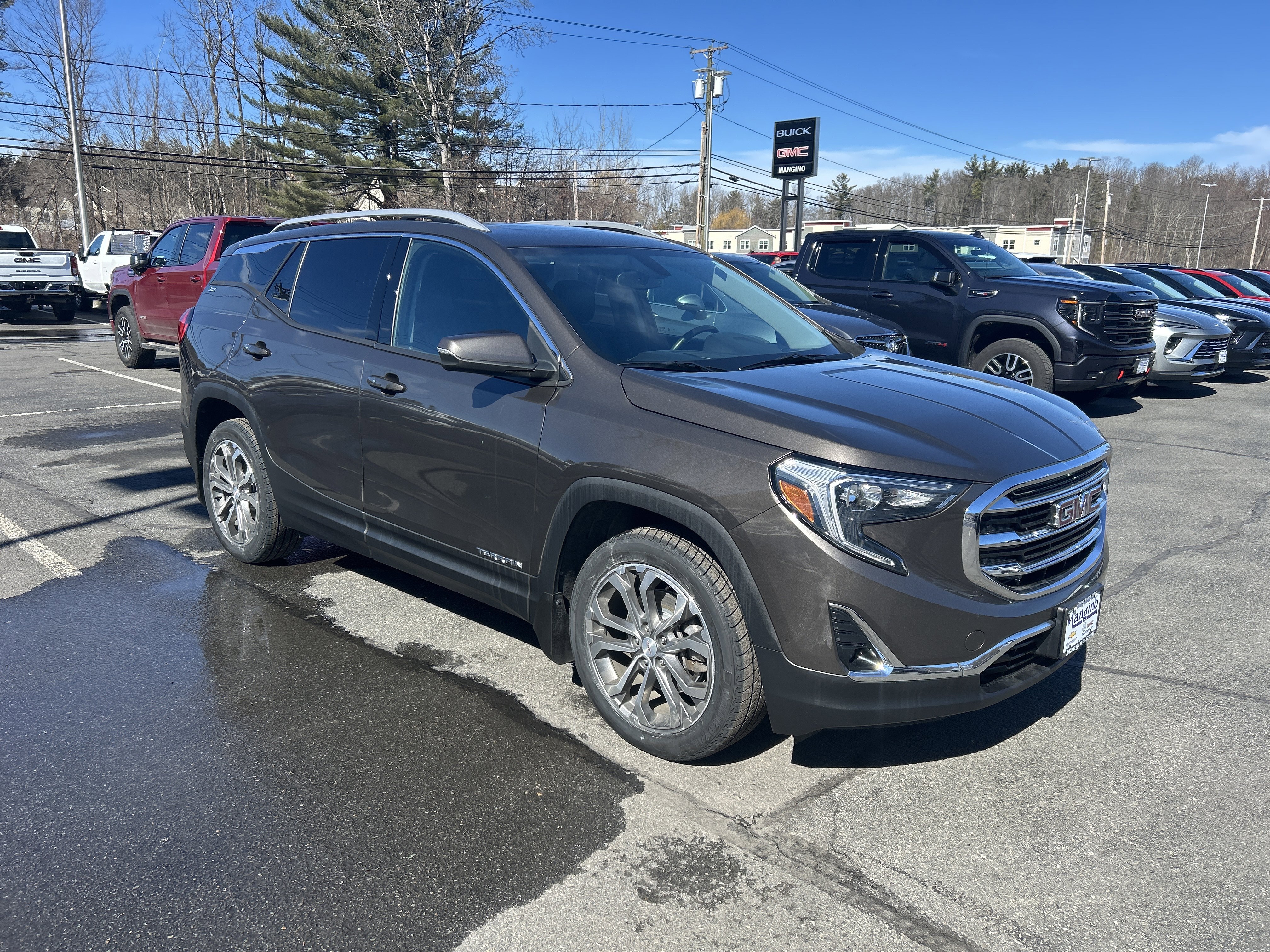 Certified 2019 GMC Terrain SLT w/ Preferred Package image 12