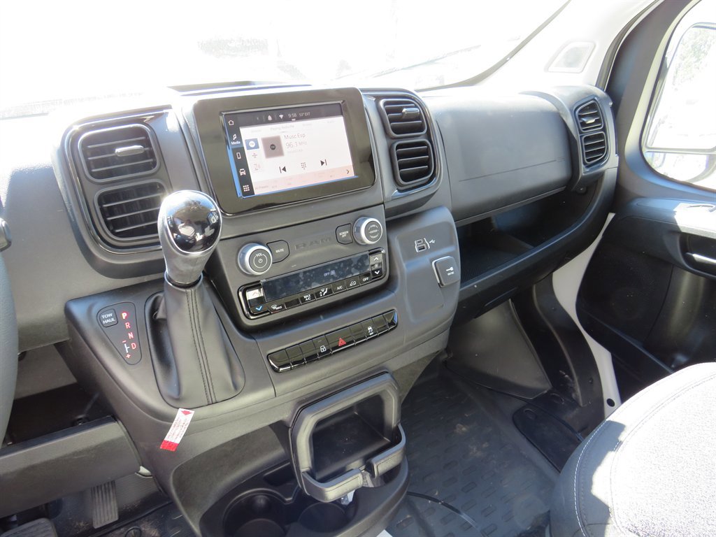 Used 2025 RAM ProMaster 2500 FWD image 7