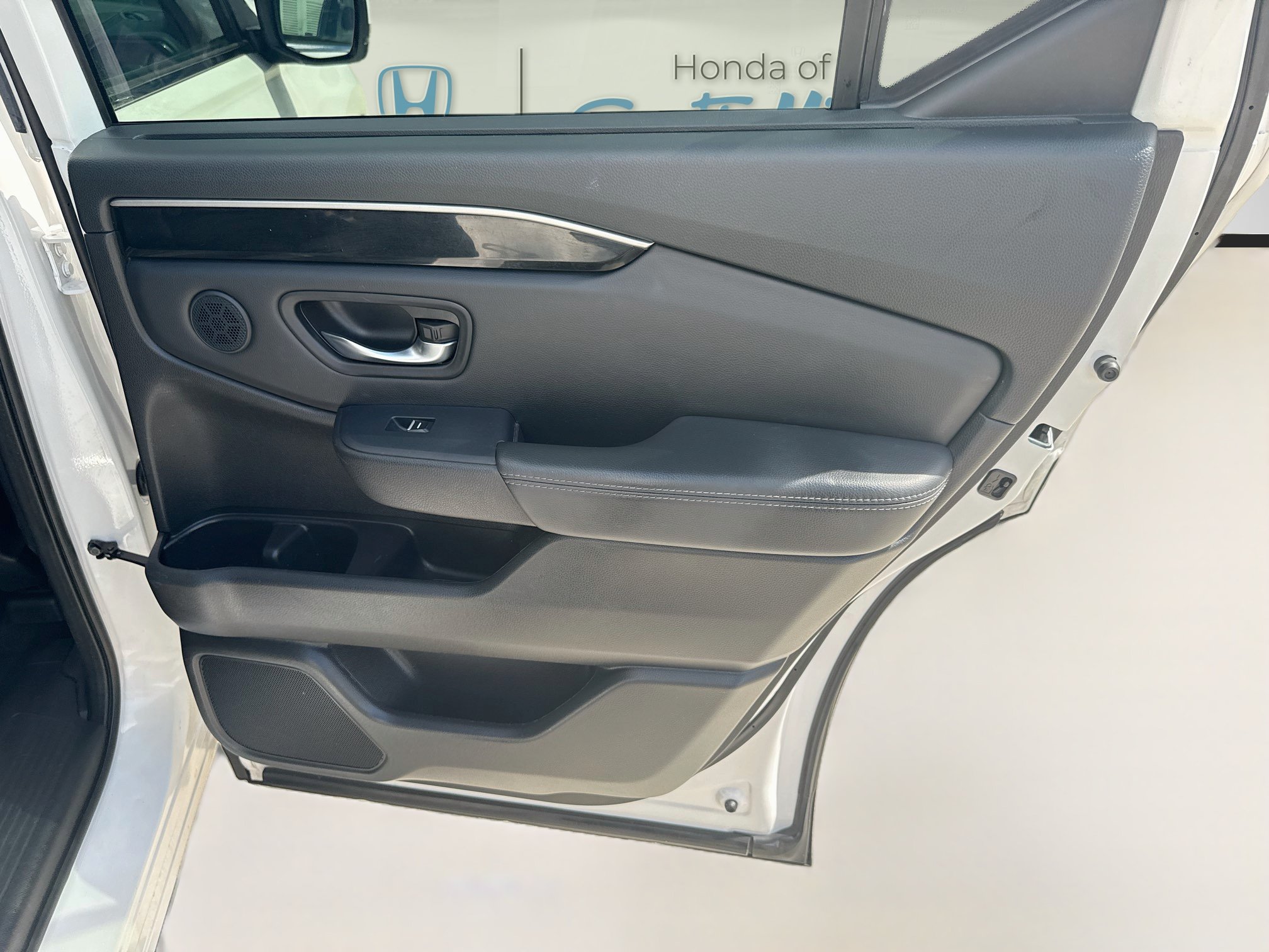 Used 2023 Honda Pilot EX-L image 30