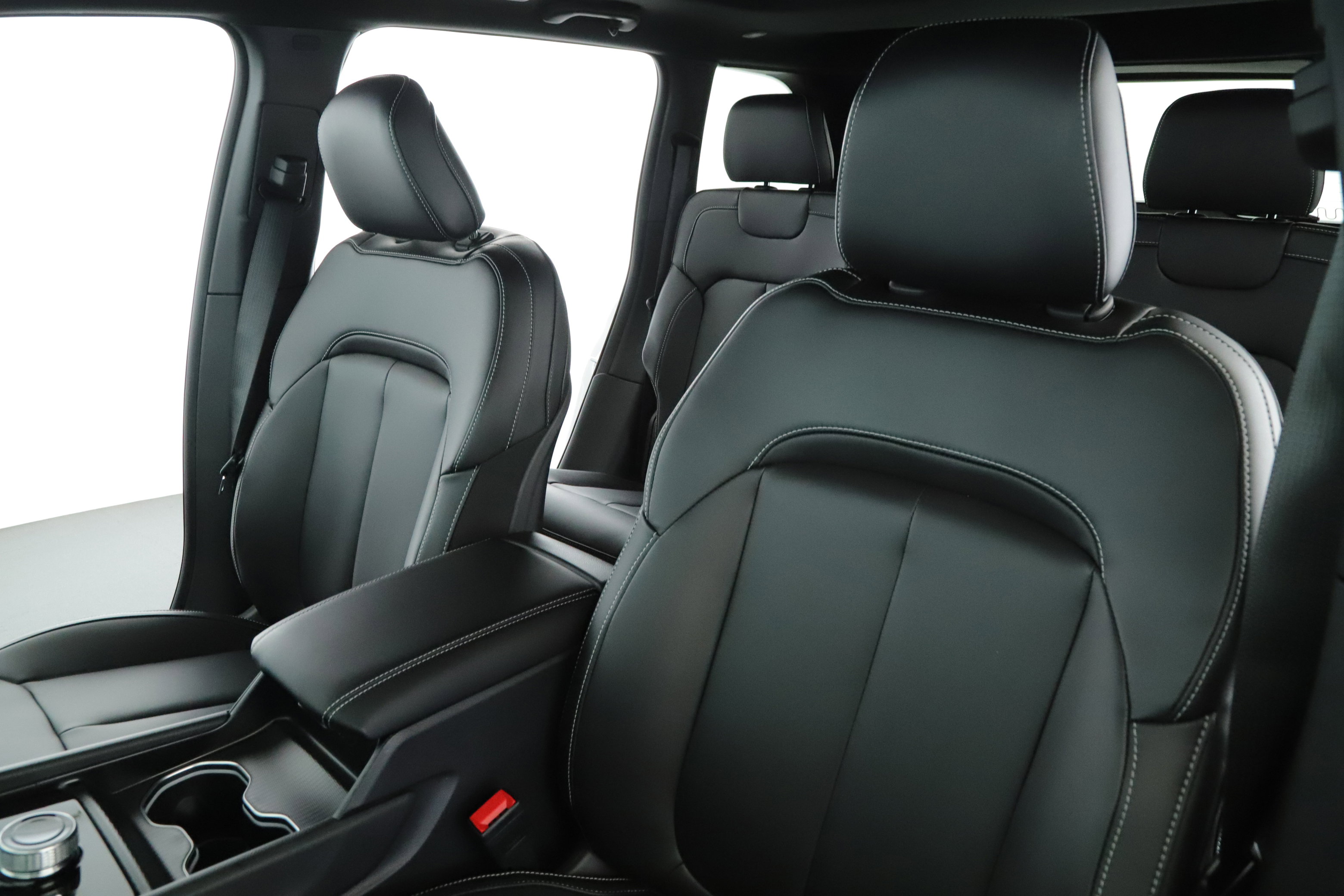 New 2025 Jeep Grand Cherokee Limited image 4