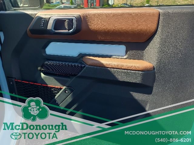 Used 2024 Ford Bronco Heritage Edition AWD/4WD image 17