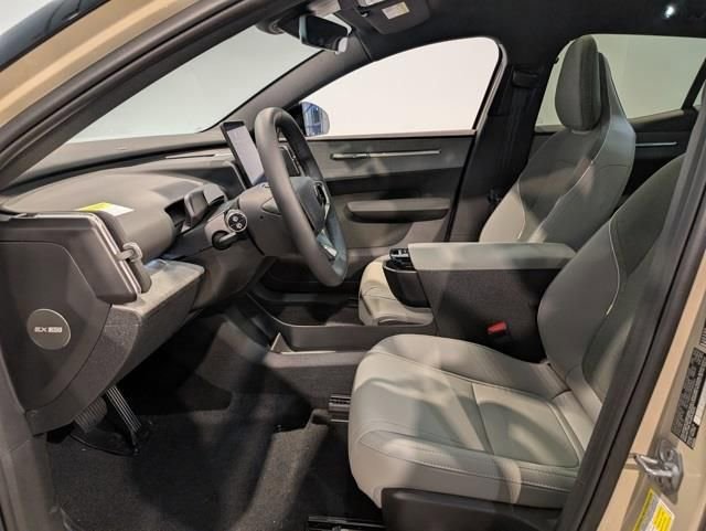 New 2026 Volvo EX30 Cross Country Ultra w/ Protection Package Premier image 9