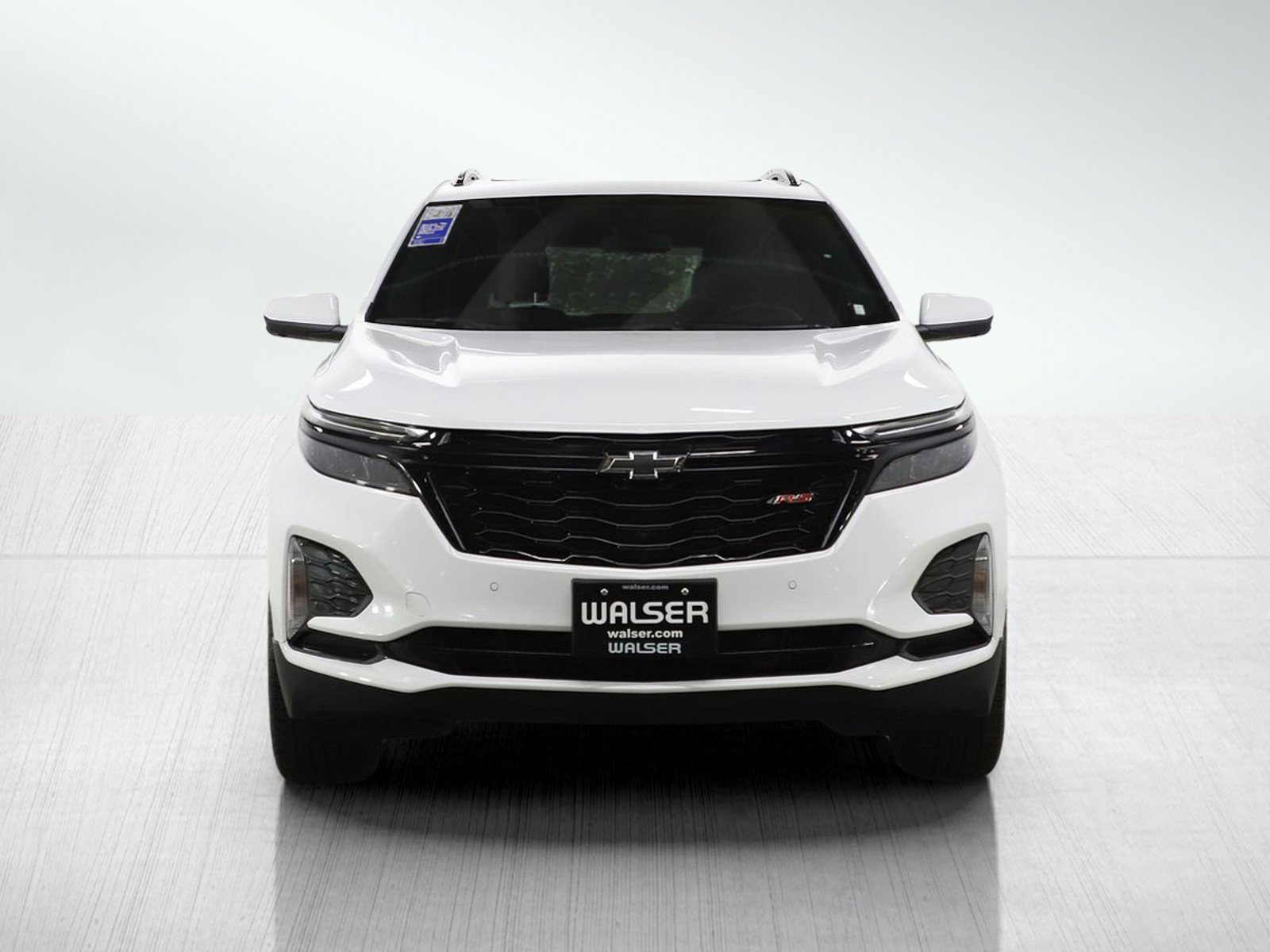 Used 2024 Chevrolet Equinox RS w/ RS Leather Package image 8