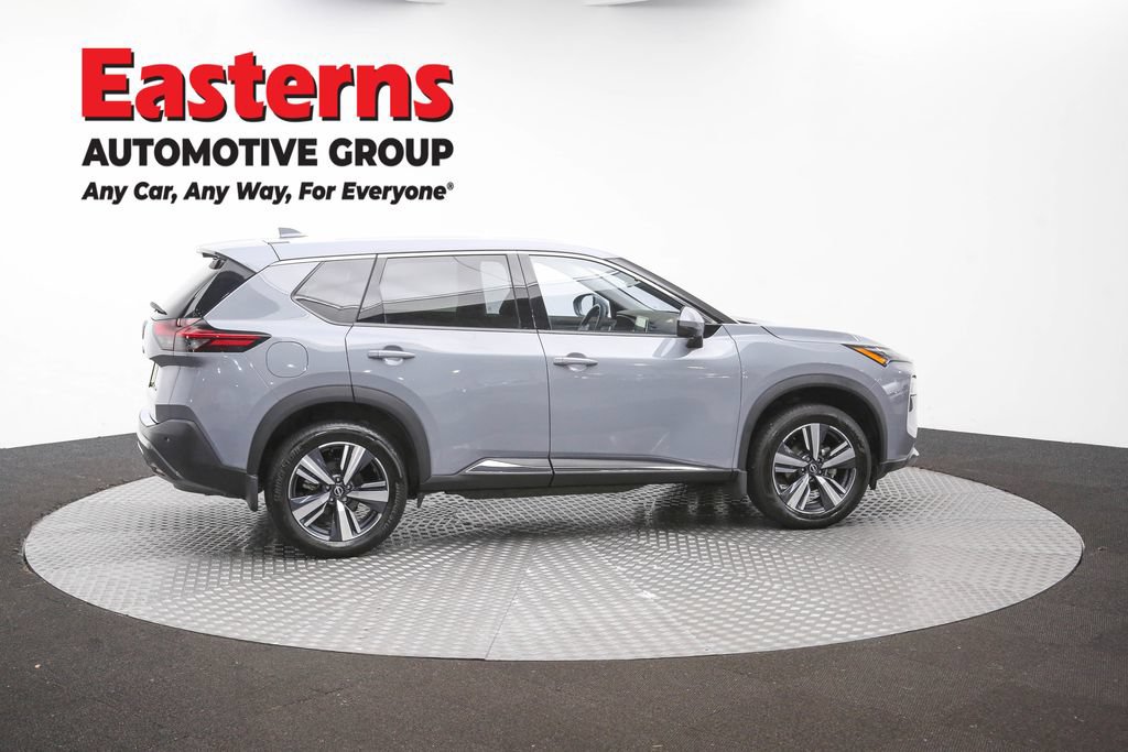 Used 2023 Nissan Rogue SL AWD/4WD image 45