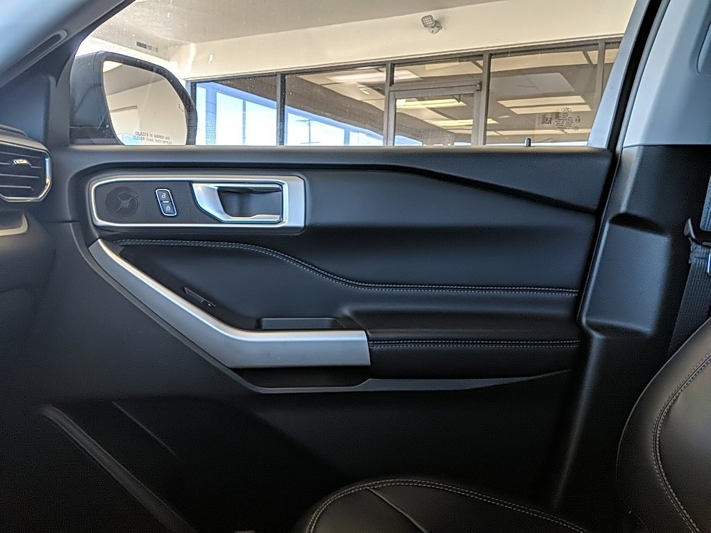 Certified 2023 Ford Explorer XLT w/ Equipment Group 202A image 20