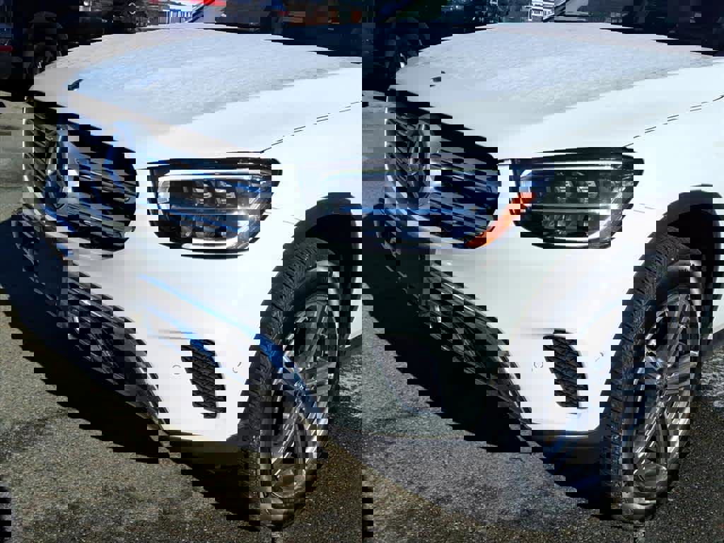 Used 2022 Mercedes-Benz GLC 300 4MATIC image 7