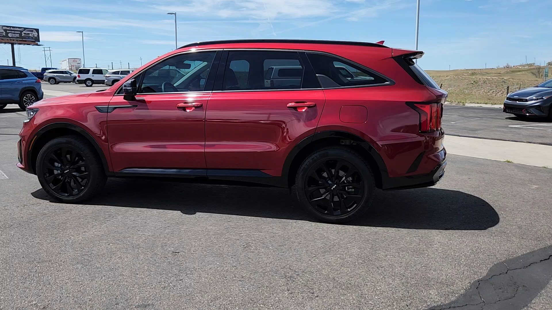 Used 2023 Kia Sorento SX AWD/4WD image 2