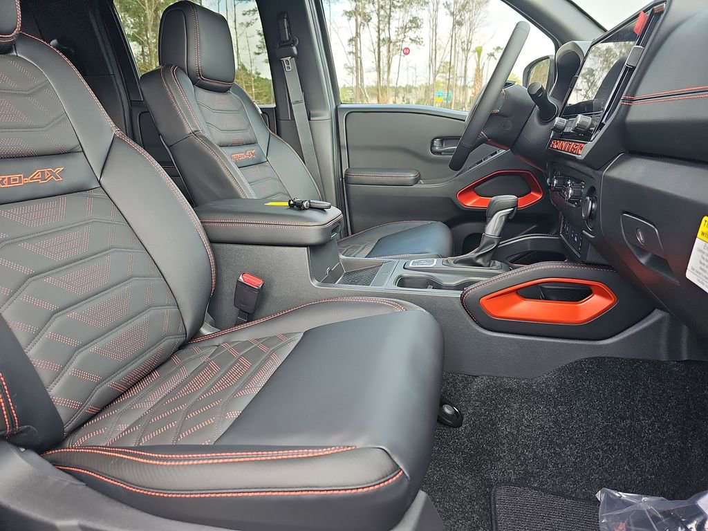 New 2026 Nissan Frontier PRO-4X w/ Pro Premium Package AWD/4WD image 13