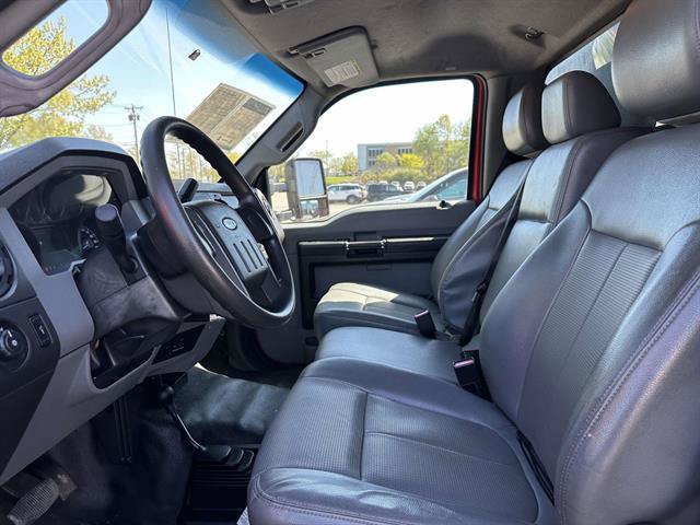 Used 2014 Ford F550 4x4 Regular Cab Super Duty image 44
